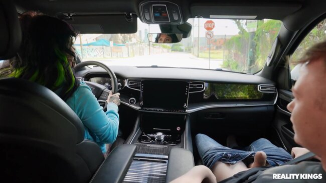 Жесткий хардкор с Xwife Karen и Джимми Майклсом в реальном автомобиле — фото 8