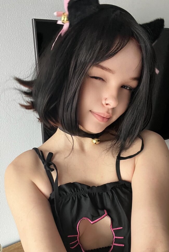 Миниатюрная Little Missy с горячими голыми позами и классным ахегао на OnlyFans — фото 4